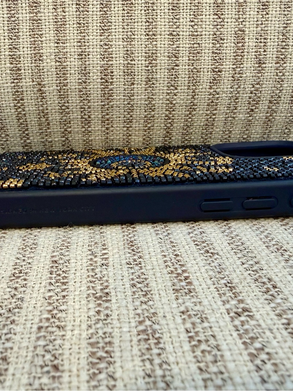 Beaded navy moon phone case 16 Pro Max in like new condition #beaded #celestial - Picture 4 of 6